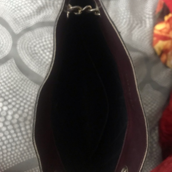 CHANEL leather matelasse purse - Picture 4 of 6